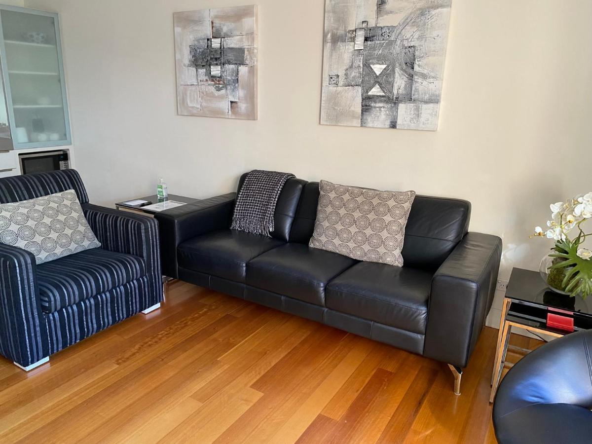 Parklane Apartments Fremantle Buitenkant foto