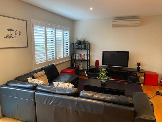 Parklane Apartments Fremantle Buitenkant foto